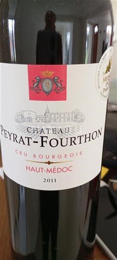 Bordéus Haut-Médoc Cru Bourgeois Château Peyratfourthon 2011