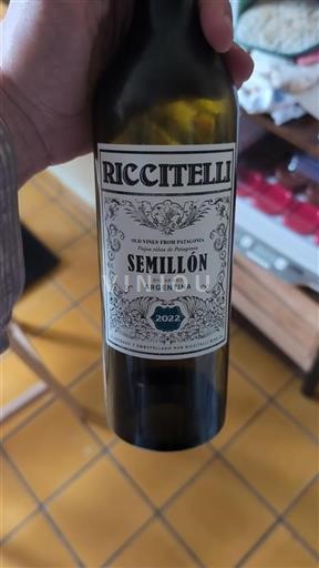 Río Negro Riccitelli Old Vines from Patagonia 2022