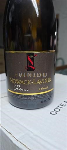 Vin Effervescent Rouge sec Réserve Nowack-Layour Non millésimé France Champagne