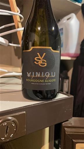 Vin Blanc sec Le vignoble de St Germain Non millésimé France Bourgogne Bourgogne-aligoté