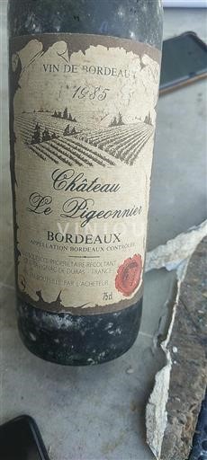 Vin Rouge sec Château Le Pigeonnier 1985 France Bordeaux