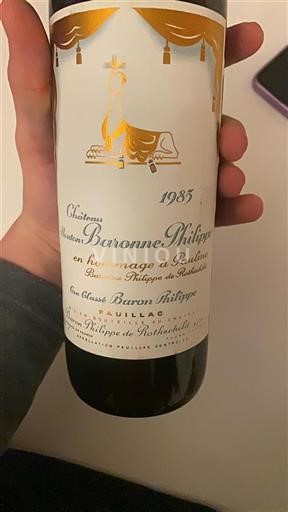 Bordeaux Pauillac Grand Cru Château Mouton Baronne Philippe 1983