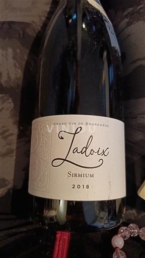 Vin Rouge sec Sirmium 2018 France Bourgogne Ladoix Grand Cru