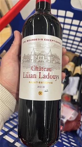 Burdeos Saint-Estèphe Cru Bourgeois Exceptionnel Château Lilian Ladouys 2018