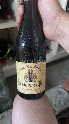 Rhônen laakso Châteauneuf-du-Pape Clos Val Seille 2021