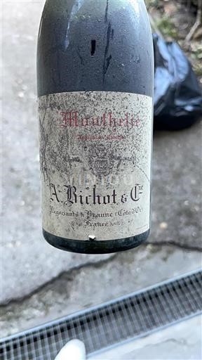 Vin Rouge sec A. Bichot & Cie Non millésimé France Bourgogne Monthélie