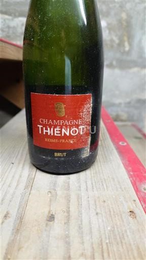Champaña Champán Thiénot Sin añada