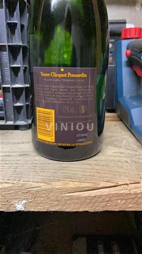 Champagne Veuve Clicquot Ponsardin Yellow Label Réserve Non-Vintage