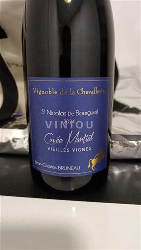 Loiren laakso Saint-Nicolas-De-Bourgueil Vignoble de la Chevallerie Martial Vieilles Vignes 2024