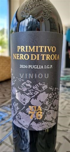 Apulien Via 76 Primitivo Nero di Troia 2024
