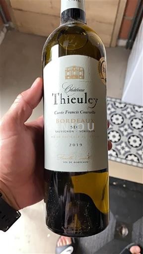 Bordeaux Château Thieuley Francis Courselle 2019