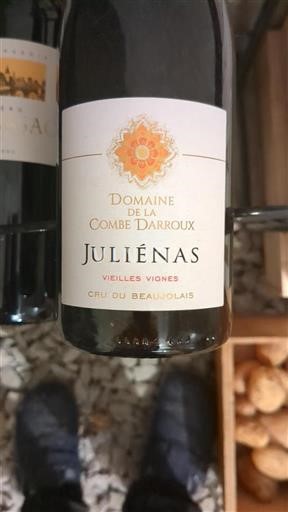 Vin Rouge sec Vieilles Vignes Domaine La Combe Darroux 2022 France Beaujolais Juliénas AOC