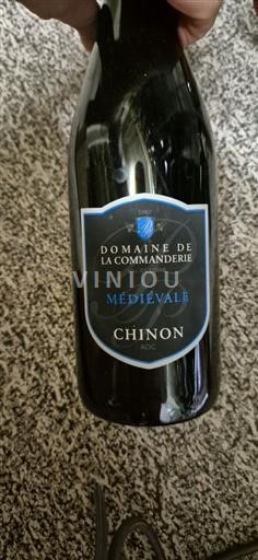 Údolí Loiry Chinon Domaine La Commanderie Médiévale Neročník