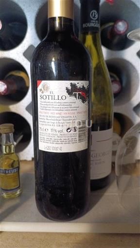 Castilla-La Mancha Unspecified Grupo de Bodegas Vinartis, S.A El Sotillo Non-Vintage