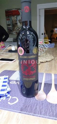 Vin Rouge sec Primitivo Masso Antico Non millésimé Italie Pouilles DOC