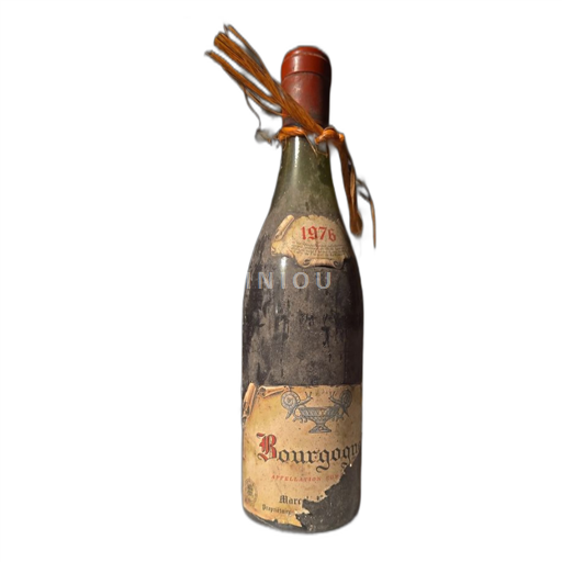 Borgoña Étiquette déchirée 1976