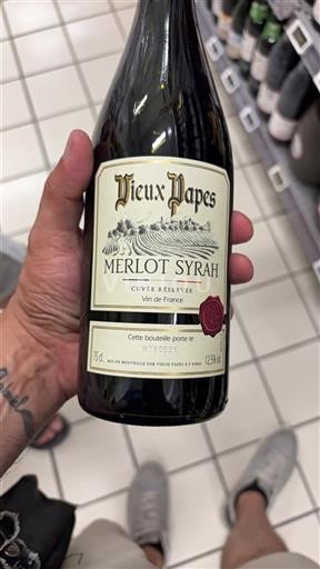Údolí Rhôny Nespecifikováno Fleur des Papes Réservée 2023