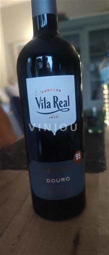 Portugalsko Douro Adega de Vila Real Reserva 2022