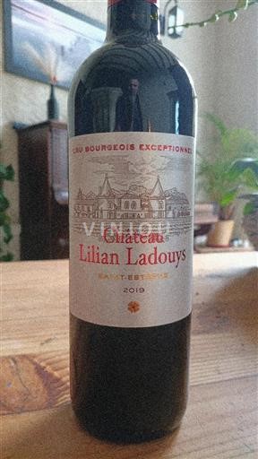 Burdeos Saint-Estèphe Cru Bourgeois Exceptionnel Château Lilian Ladouys 2019
