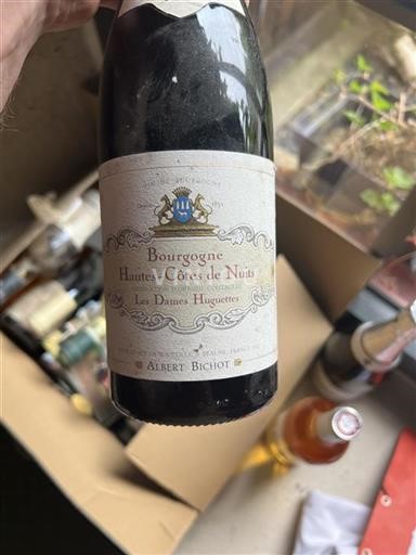 Burgundsko Hautes Côtes de Nuits Albert Bichot Les Dames Huguettes Neročník