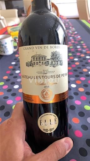 Burdeos Blaye-Côtes de Burdeos Château Les Tours de Peyrat Vieilles Vignes 2015