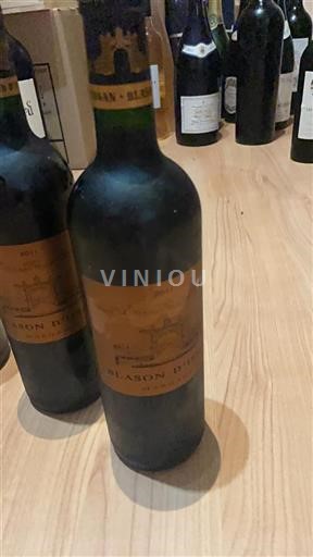Bordeaux Margaux Blason Issan 2011