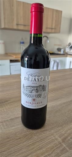 Vin Rouge sec Jayle 2011 France Bordeaux AOC
