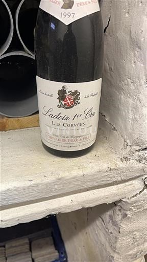 Burgundija Ni doloceno Premier Cru Domaine Chevalier Père & Fils Les Corvées 1997