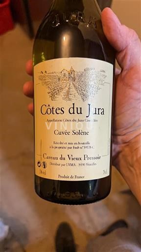 Jura Côtes du Jura Caveau du Vieux Pressoir Solène Neleten.