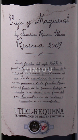 Valencijské spolecenství Utiel-Requena Viejo y Magistral Reserva Reserva 2009