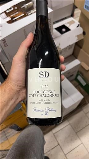 Burgundija Ni doloceno Sandrine Déletang et Fils Granit 2022