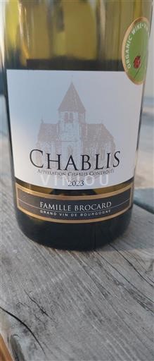 Burgundsko Chablis Famille Brocard 2023
