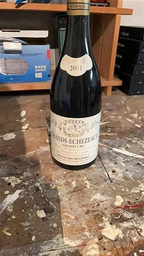 Burgundy Grands-Échézeaux Grand Cru Mongeard-Mugneret 2001