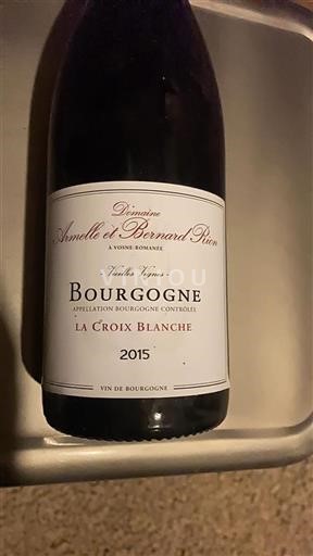 Burgundy Domaine Armelle et Bernard Rion La Croix Blanche 2015