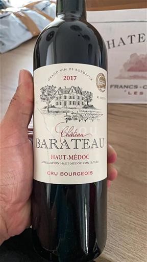 Vin Rouge sec Château Barateau 2017 France Bordeaux Haut-Médoc AOC Cru Bourgeois