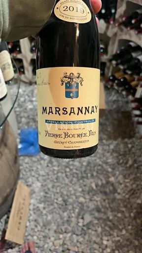Burgundy La traduction du nom 'Marsannay' d'une appellation géographique spécifique ne change pas entre le français et l'anglais, donc c'est (Marsannay). Pierre Bourée Fils 2019