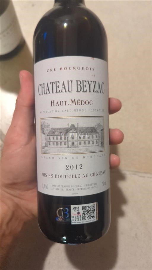 Vin Rouge sec Château Beyzac 2012 France Bordeaux Haut-Médoc AOC Cru Bourgeois