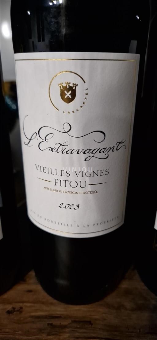 Vin Rouge sec L'Extravagant Vieilles Vignes Cascatel 2023 France Languedoc Fitou AOC